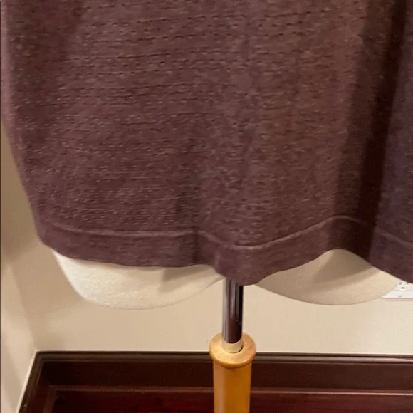 Brand new with tags lululemon athletica Maroon Short Sleeve Tee - Picture 5 of 9